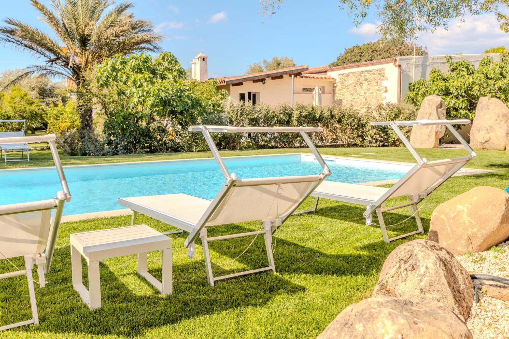 Stazzo San Teodoro Piscina Condivisa Appartement Buitenkant foto